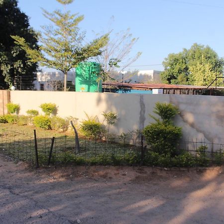 Global Guest House Kasane Exterior foto