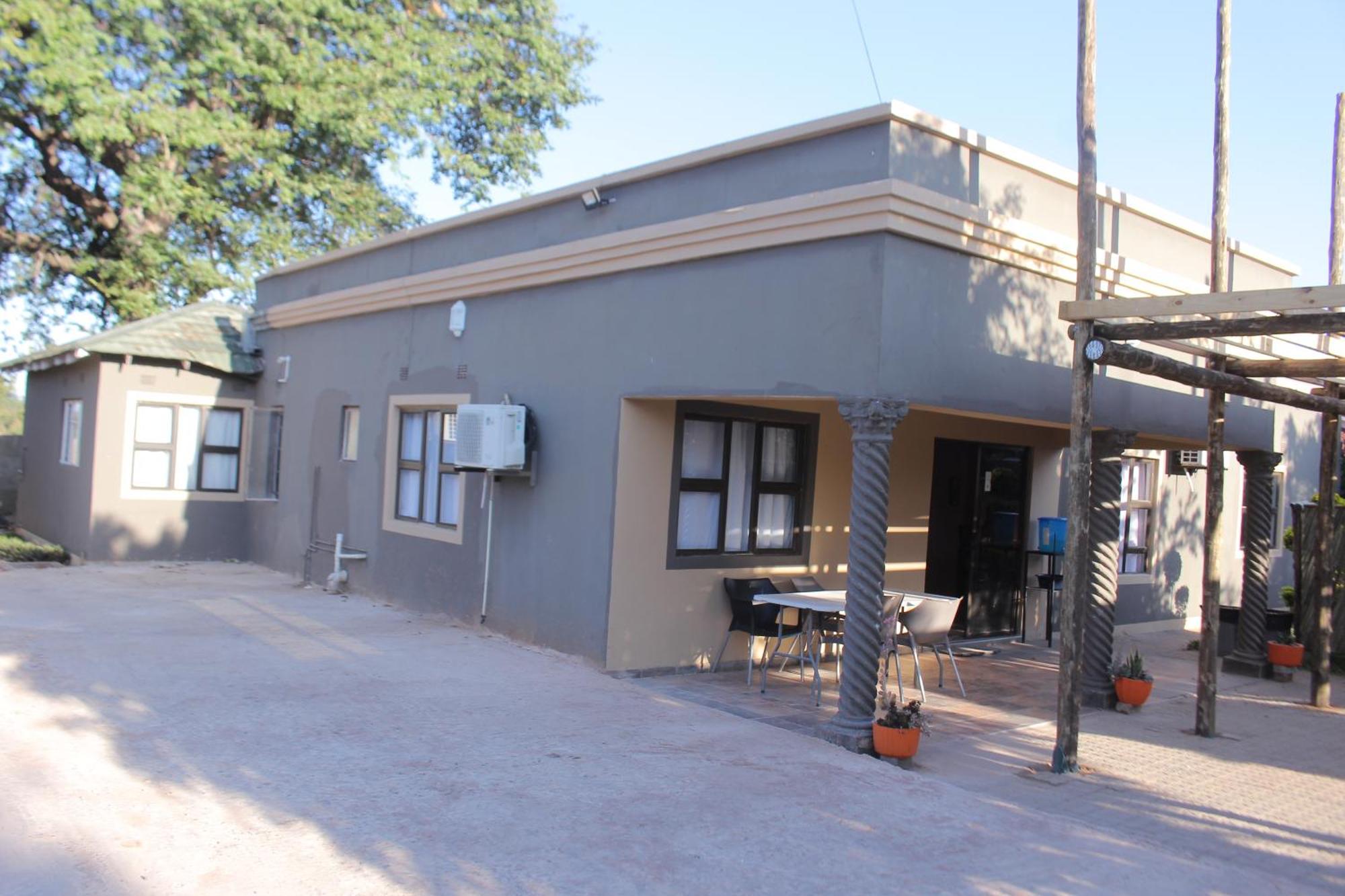 Global Guest House Kasane Exterior foto