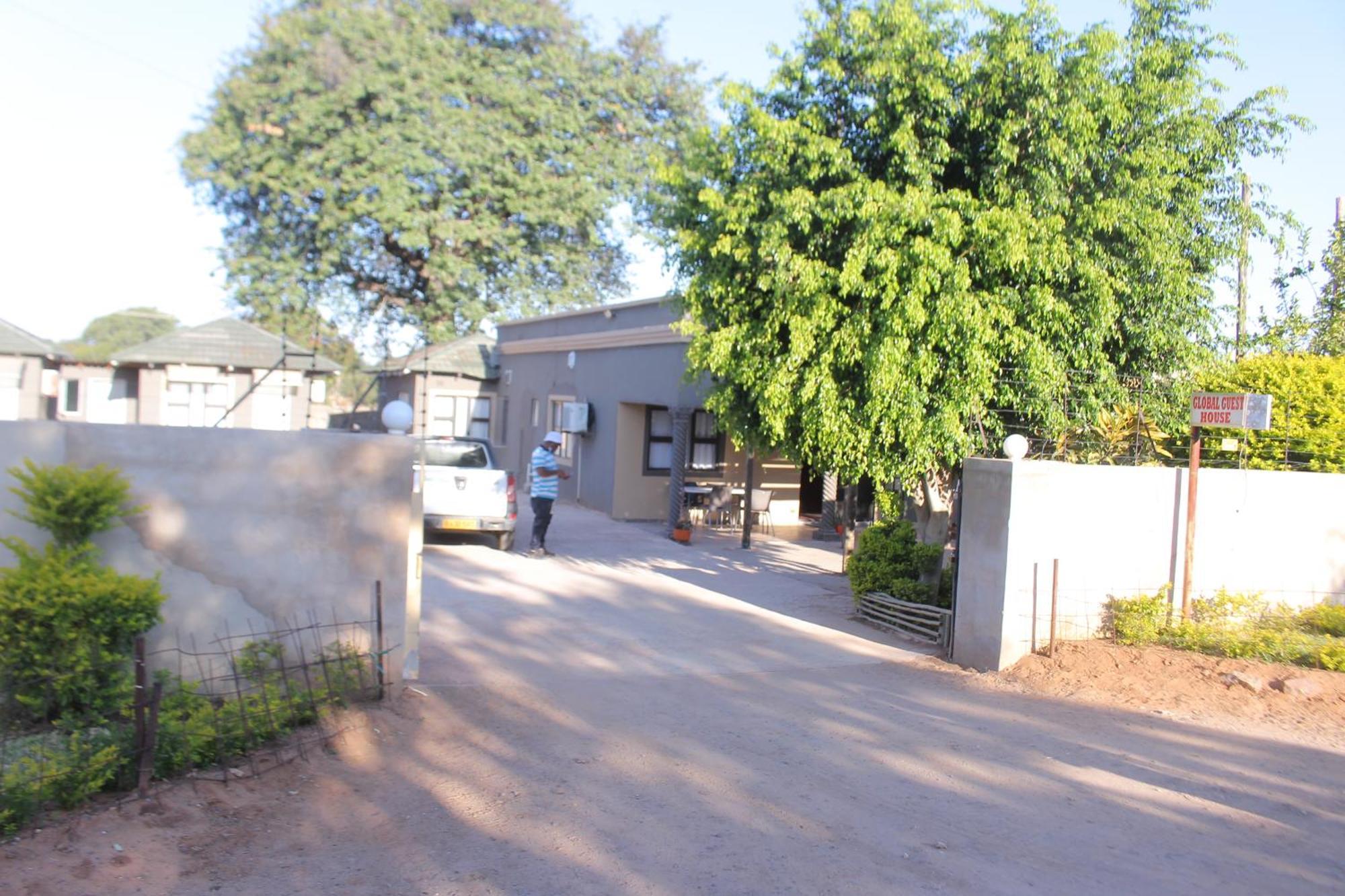 Global Guest House Kasane Exterior foto